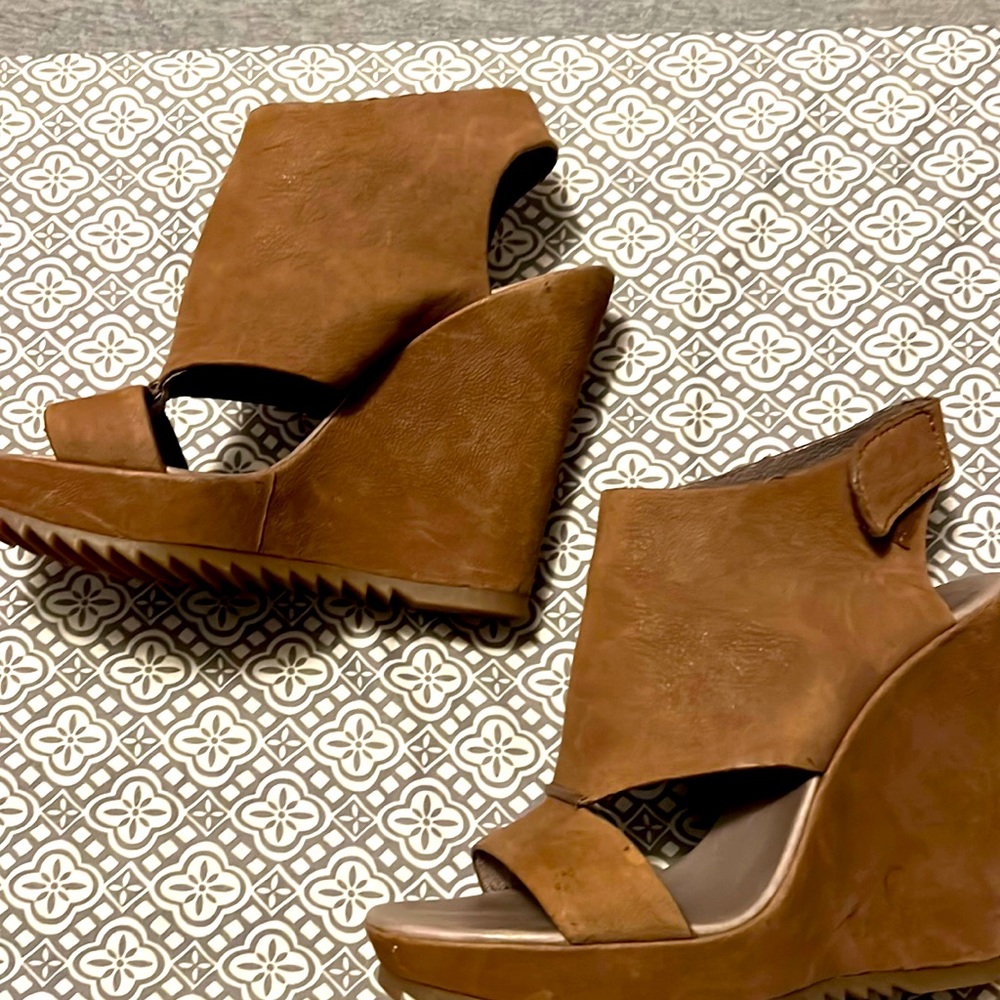 Vince Camuto Brown Platform Wedges